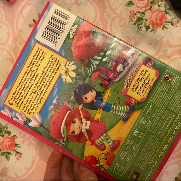 Strawberry shortcake dvd bundle of 3 - Picture 7 of 10